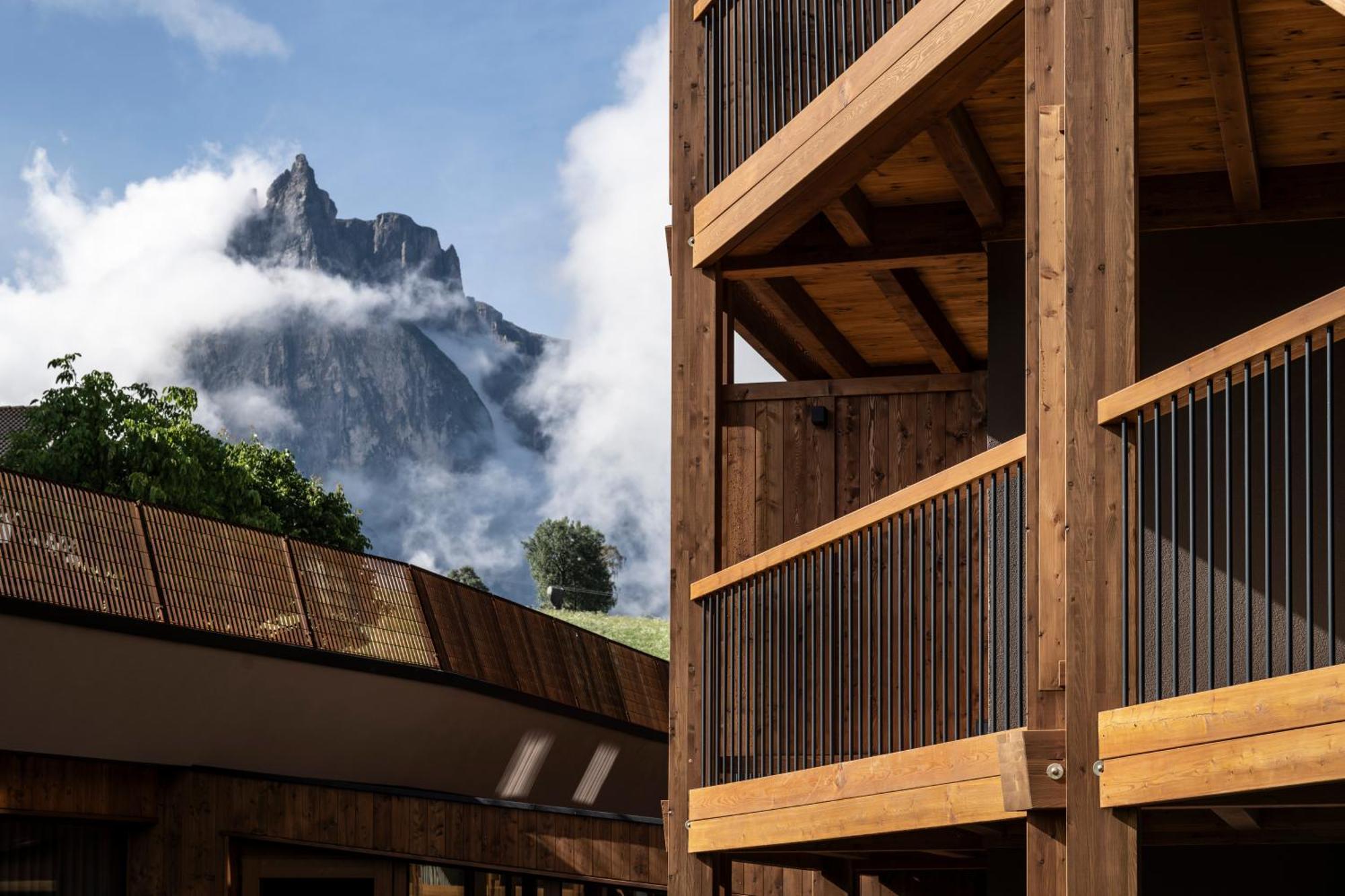 Hotel Alpenroyal Castelrotto Luaran gambar